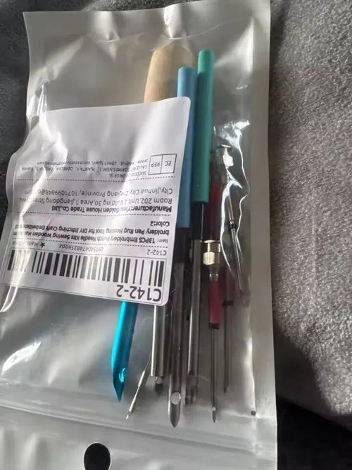 Poignée Ergonomique Pour Une Broderie Sans Douleur — photo d'un client 1